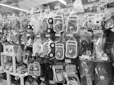 六一将至，宝贝经济升温 童装玩具销量大增，针纺织品销售火热