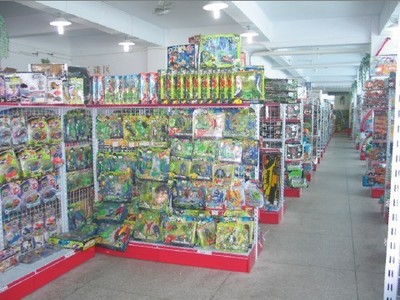 塑胶玩具与针纺织品的销售策略与市场前景分析